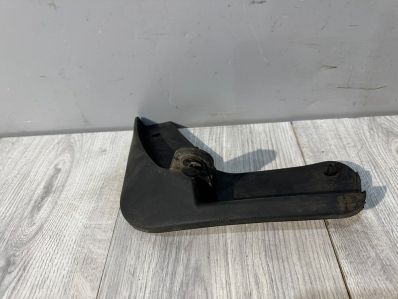 Брызговик, 500 рублей, Москва