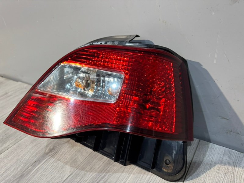 Фонарь задний правый, 2500 рублей, Москва