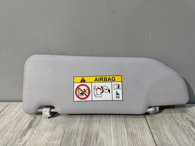 Козырек солнцезащитный, 900 рублей, Москва