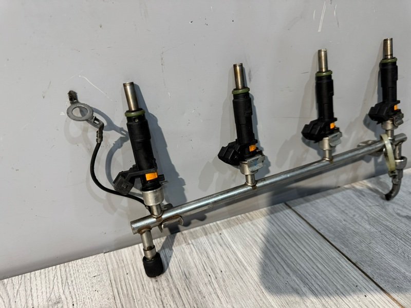 Топливная рейка, 2000 рублей, Москва