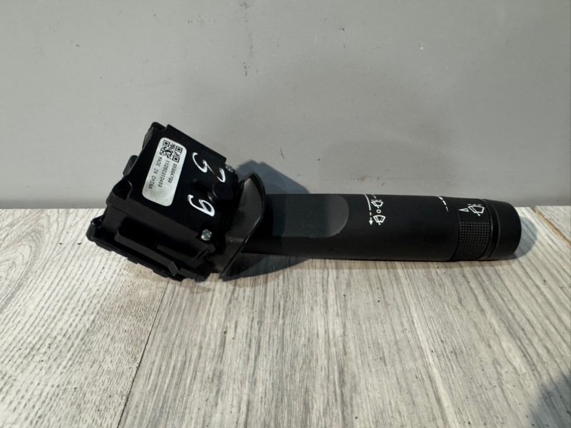 Переключатель стеклоочистителей, 500 рублей, Москва