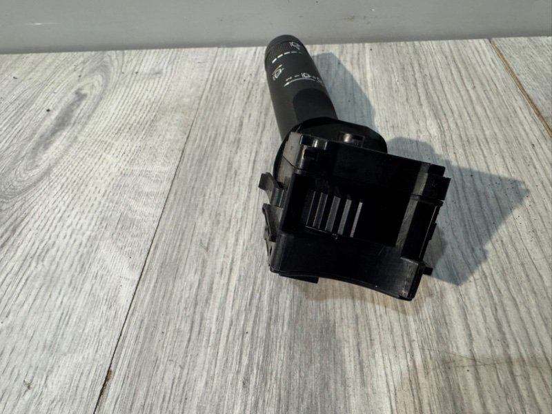 Переключатель стеклоочистителей, 500 рублей, Москва