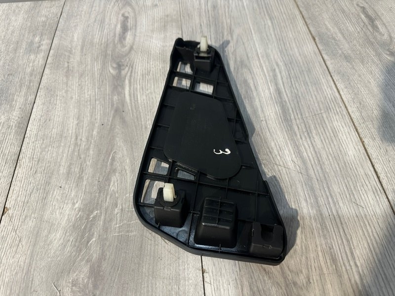 Направляющая заднего бампера, 500 рублей, Москва