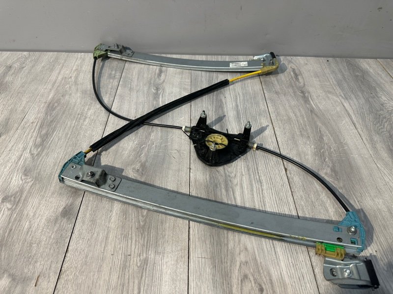 Стеклоподъемник передний, 1000 рублей, Москва