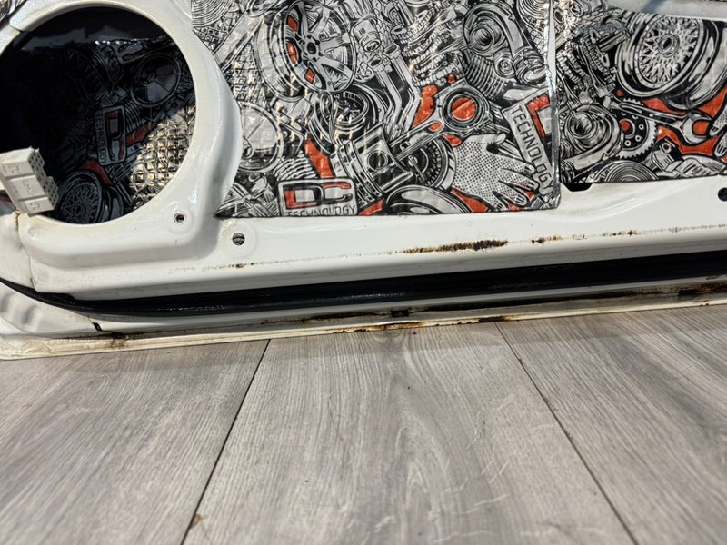 Дверь передняя правая, 8000 рублей, Москва