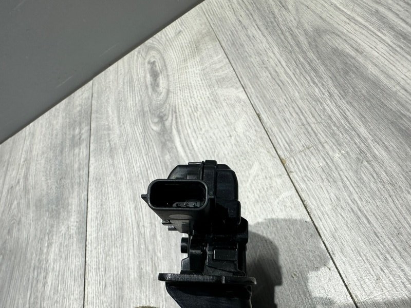 Замок багажника, 1500 рублей, Москва