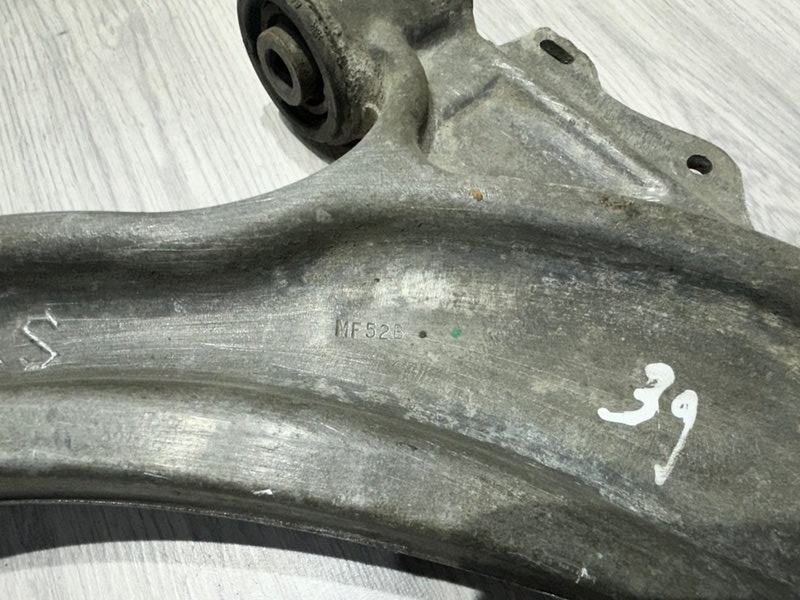 Рычаг передний правый, 5000 рублей, Москва