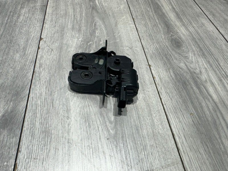 Замок багажника, 1500 рублей, Москва