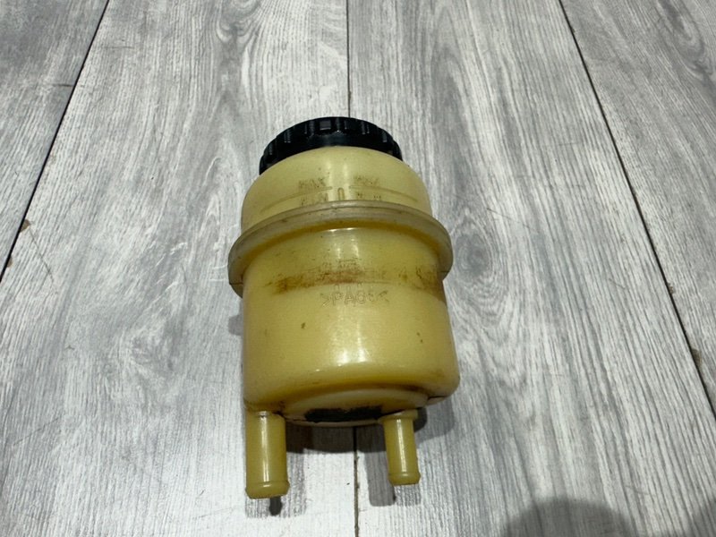 Бачок гидроусилителя руля, 500 рублей, Москва