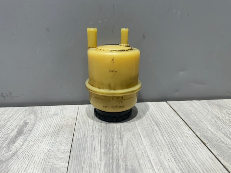 Бачок гидроусилителя руля, 500 рублей, Москва