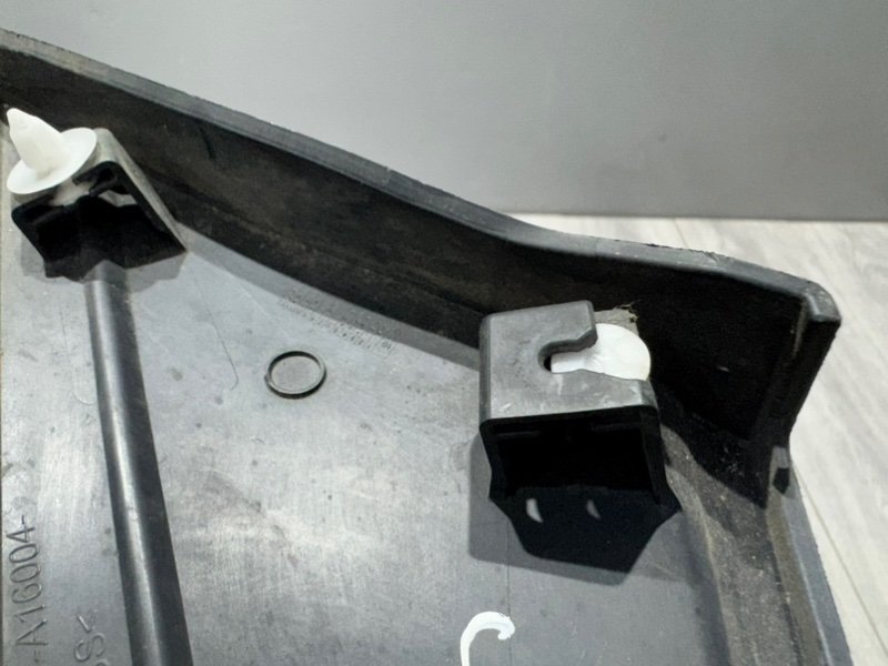 Накладка крыла, 550 рублей, Москва