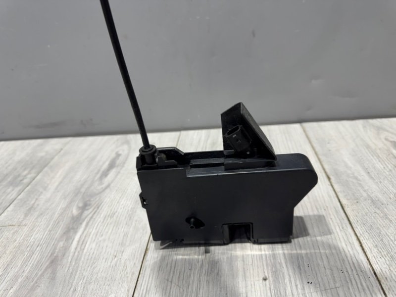 Замок двери задней правой, 2000 рублей, Москва