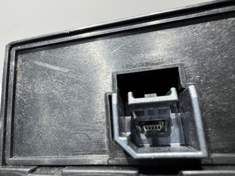 Блок электронный, 1000 рублей, Москва