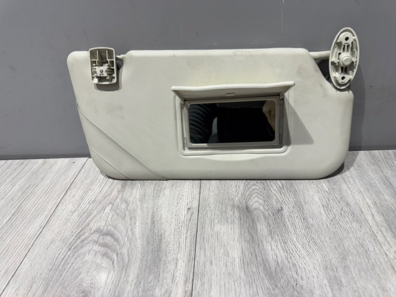 Козырек солнцезащитный, 1000 рублей, Москва