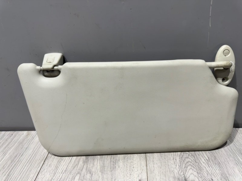 Козырек солнцезащитный, 1000 рублей, Москва