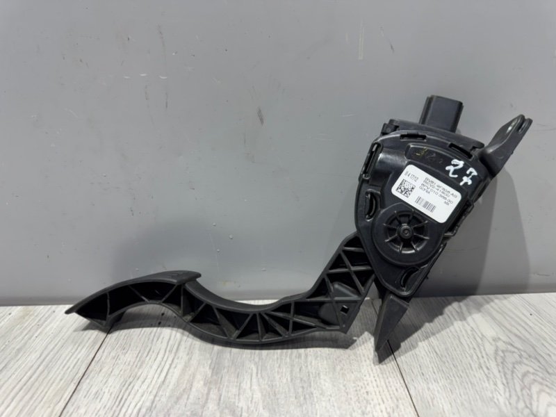 Педаль газа, 800 рублей, Москва