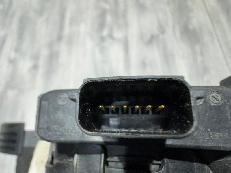 Педаль газа, 800 рублей, Москва