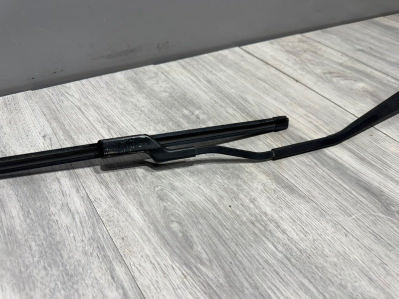 Поводок стеклоочистителя передний, 1000 рублей, Москва