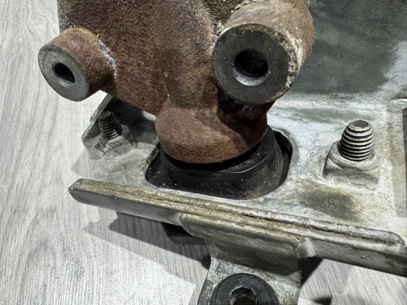 Опора двигателя, 1500 рублей, Москва