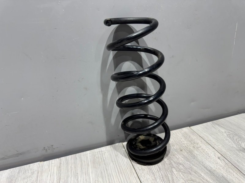 Пружина задняя, 550 рублей, Москва