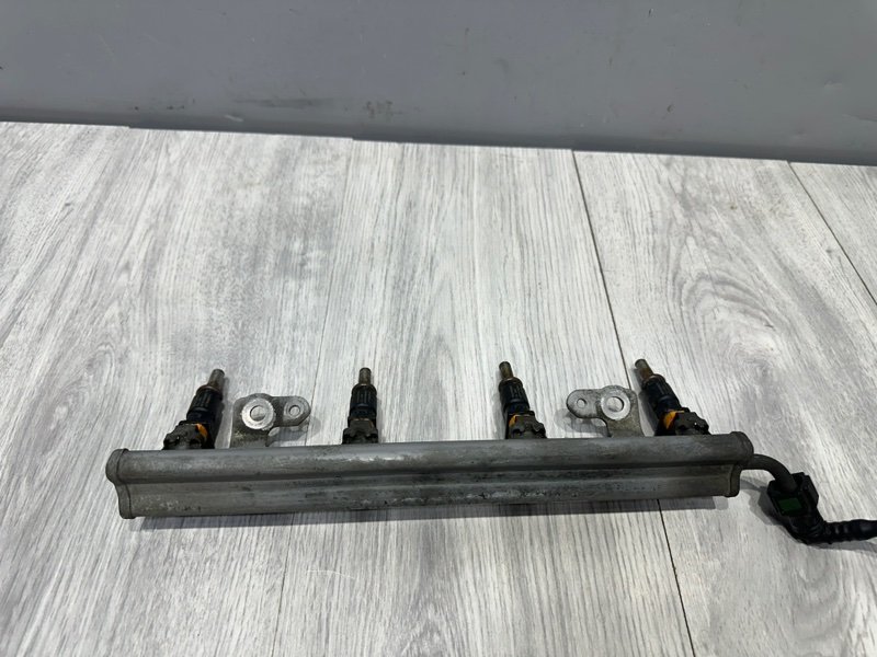 Топливная рейка, 4000 рублей, Москва