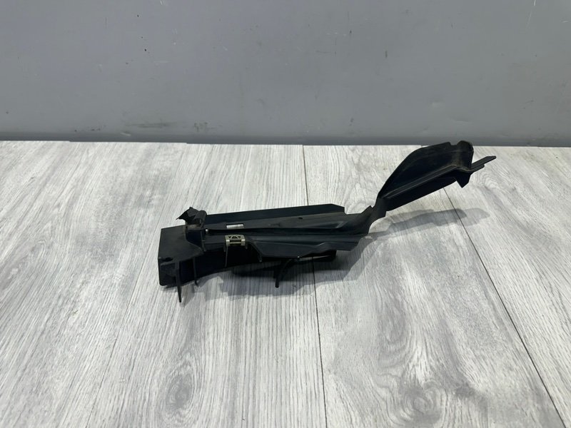 Накладка крыла, 1000 рублей, Москва