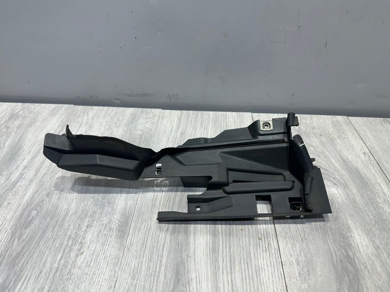 Накладка крыла, 1000 рублей, Москва