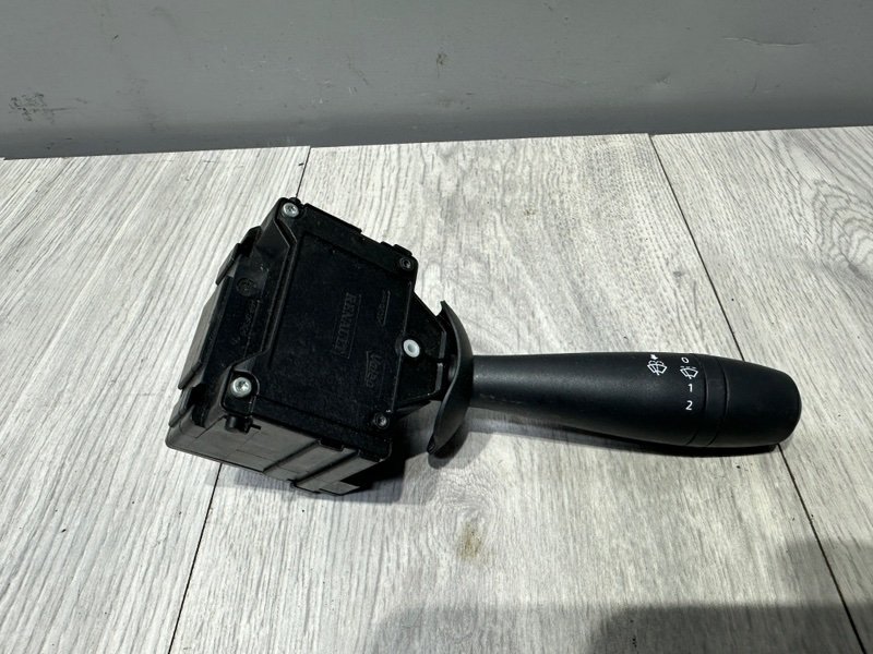 Переключатель стеклоочистителей, 2000 рублей, Москва