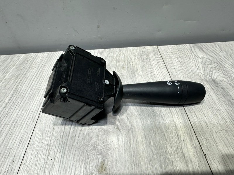 Переключатель стеклоочистителей, 2000 рублей, Москва