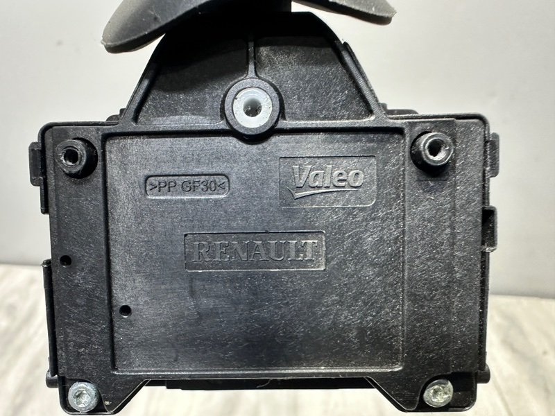 Переключатель стеклоочистителей, 2000 рублей, Москва