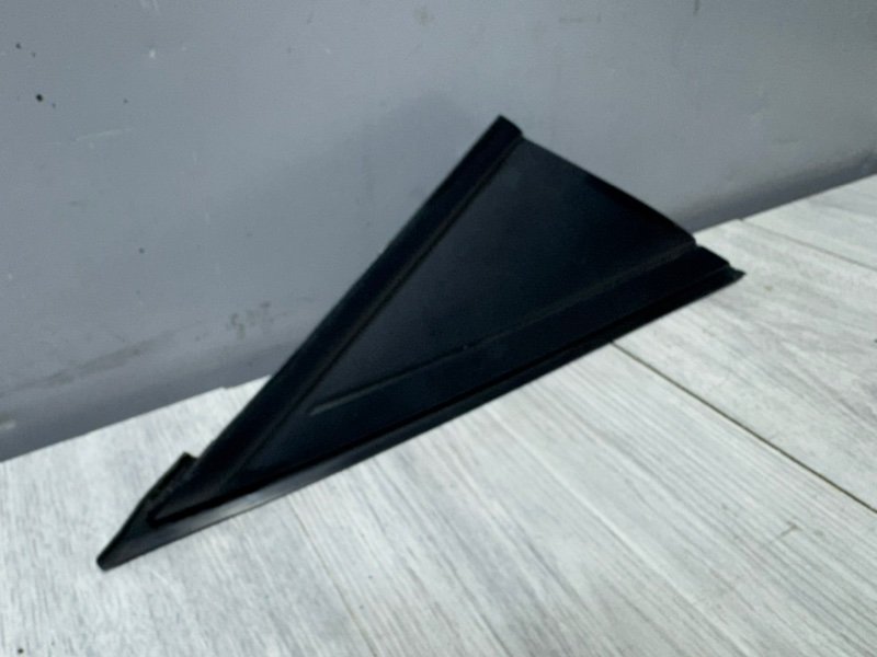 Накладка крыла, 500 рублей, Москва