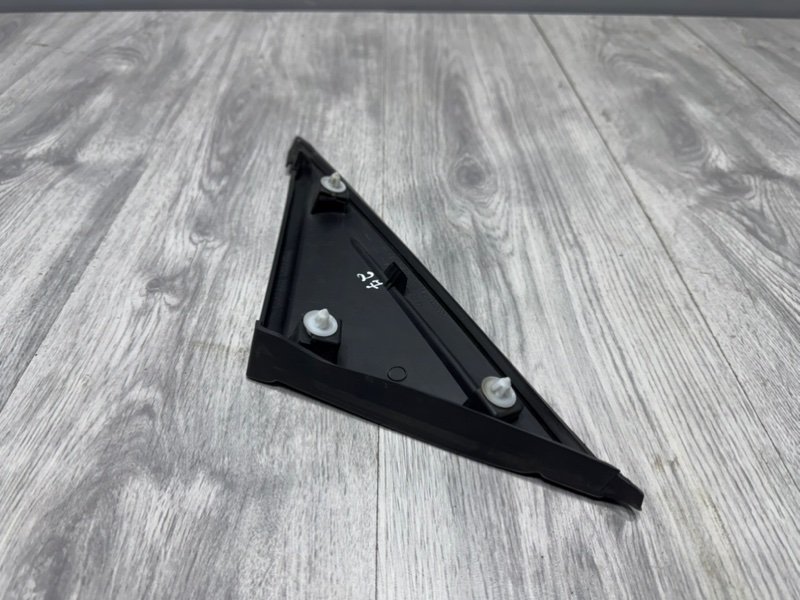 Накладка крыла, 500 рублей, Москва