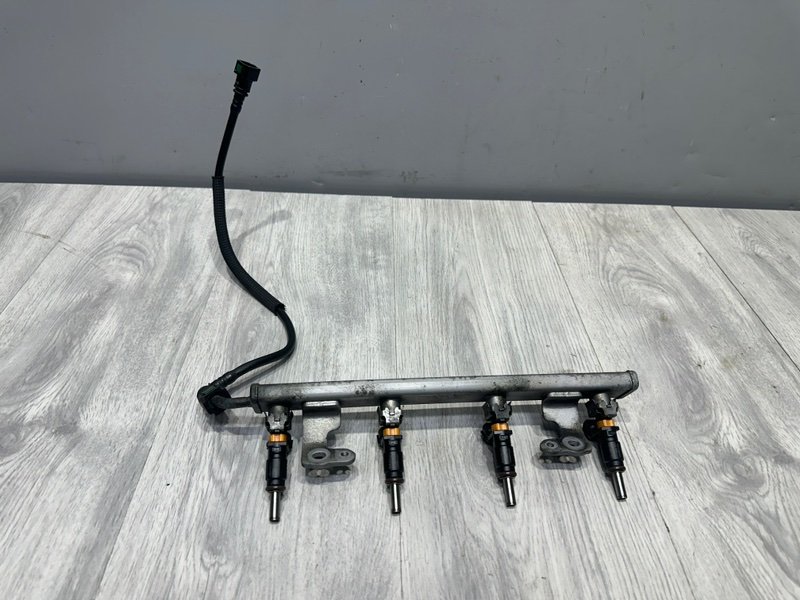 Топливная рейка, 4000 рублей, Москва