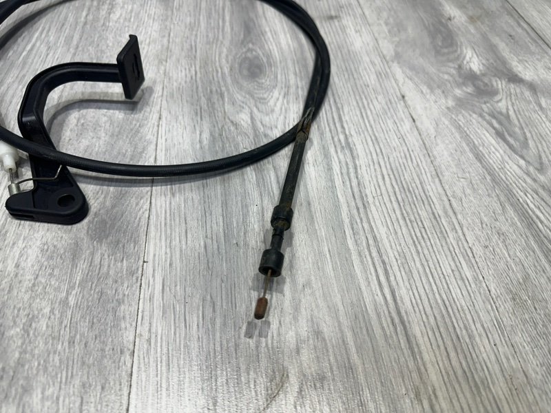 Трос замка капота, 1000 рублей, Москва