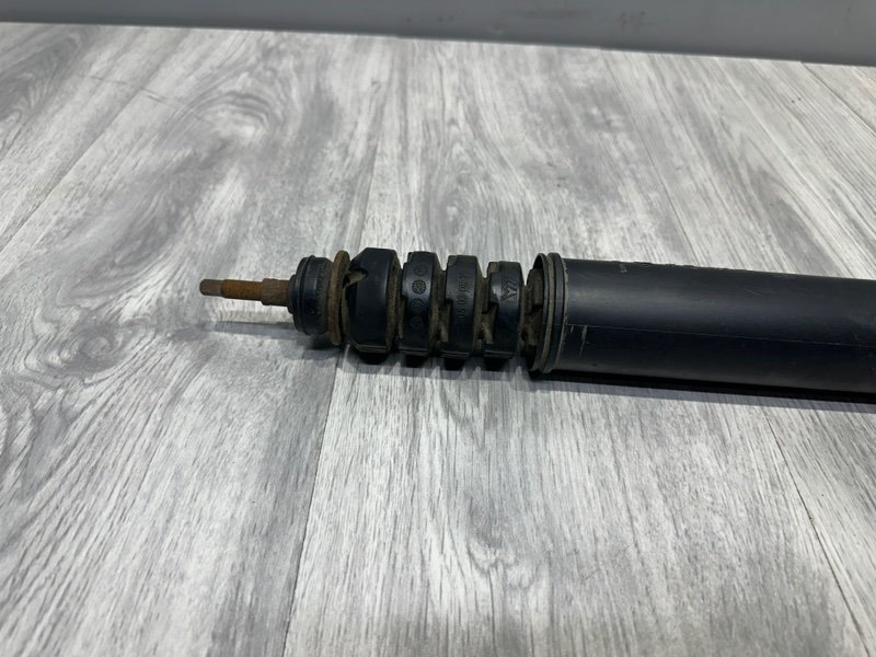 Амортизатор задний, 1000 рублей, Москва