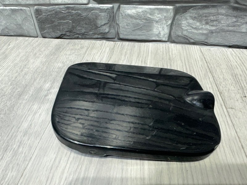 Лючок топливного бака, 500 рублей, Москва