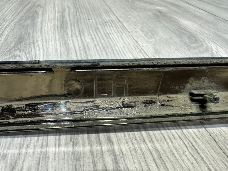 Молдинг двери, Москва