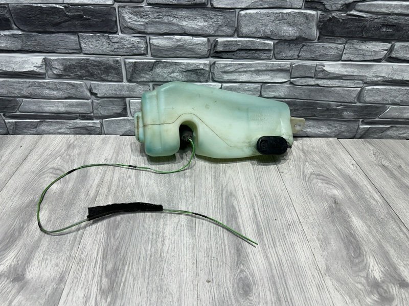 Бачок омывателя лобового стекла, 1000 рублей, Москва