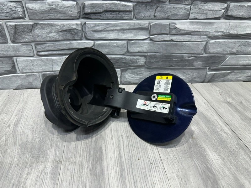 Лючок топливного бака, 1500 рублей, Москва