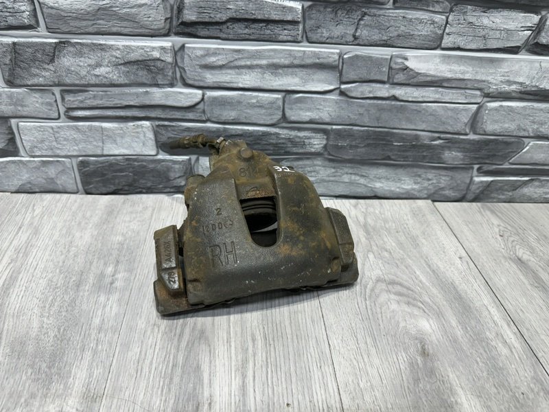 Суппорт тормозной передний правый, 1000 рублей, Москва