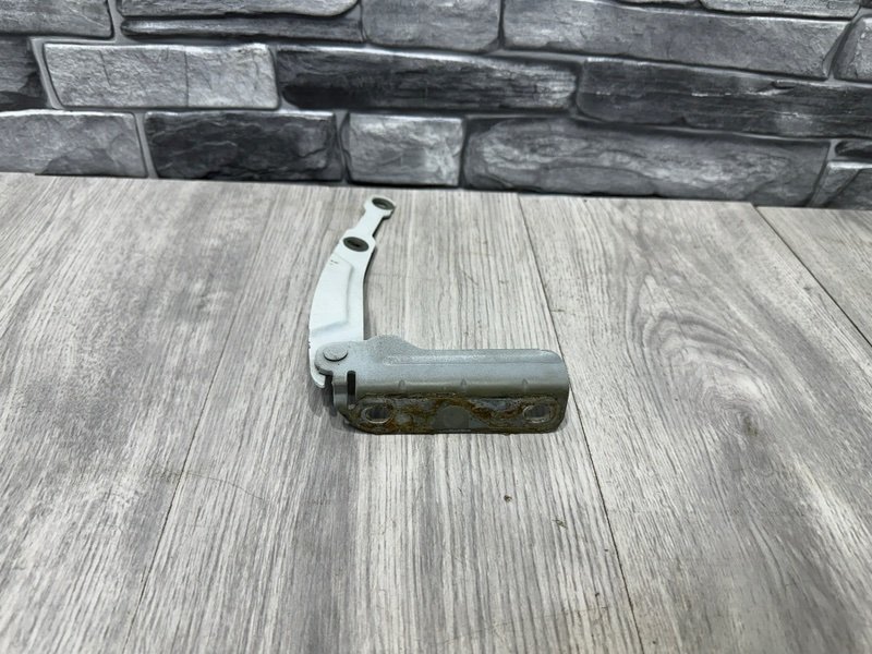 Петля капота, 1000 рублей, Москва