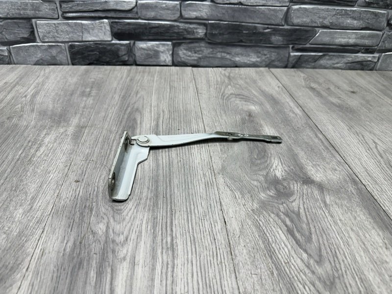 Петля капота, 1000 рублей, Москва