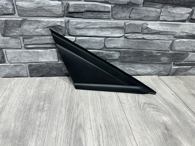 Накладка крыла, 500 рублей, Москва