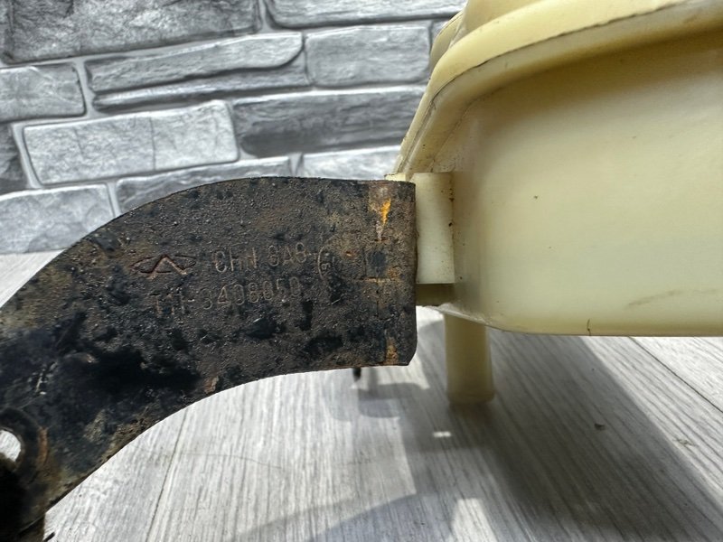 Бачок гидроусилителя руля, 1000 рублей, Москва