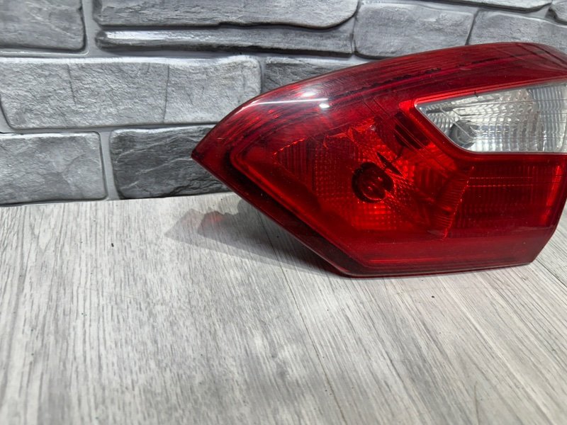 Фонарь задний правый, 3000 рублей, Москва