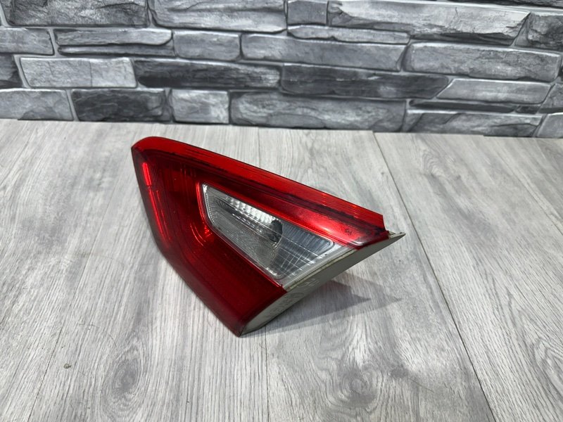 Фонарь задний правый, 3000 рублей, Москва