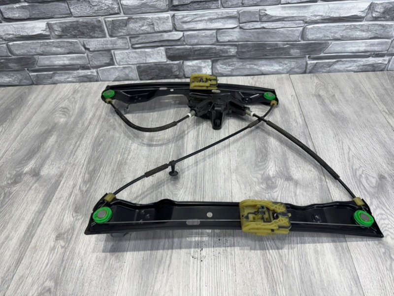 Стеклоподъемник передний, 2000 рублей, Москва