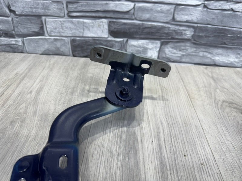 Петля крышки багажника, 1500 рублей, Москва