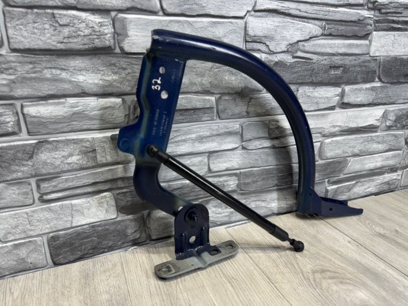 Петля крышки багажника, 1500 рублей, Москва