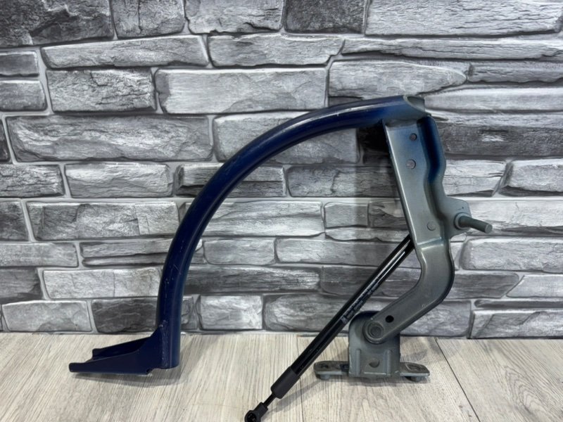 Петля крышки багажника, 1500 рублей, Москва